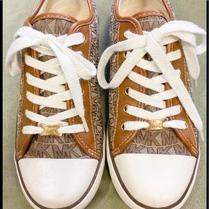 Michael Kors Sneakers